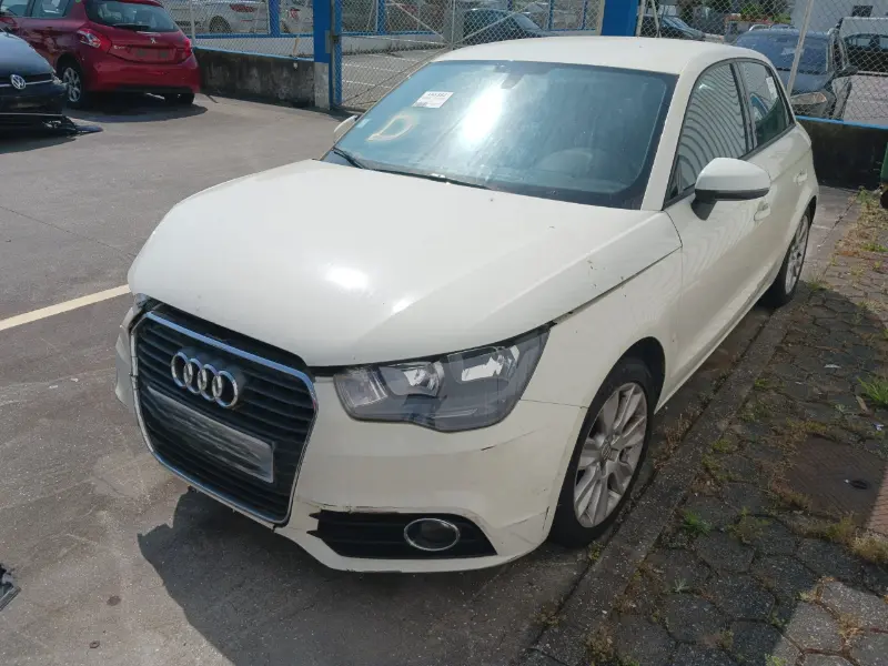 Audi A1 Sportback 1.6 TDi (CAYC), 2012 - PARA PEÇAS. SVP AUTO