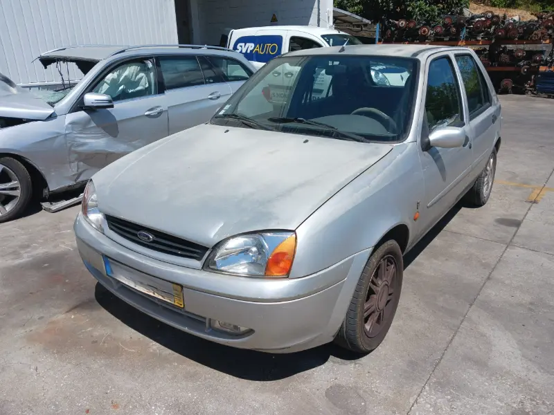 Ford Fiesta IV 1.2 16V (DHC), 2000 - PARA PEÇAS. SVP AUTO