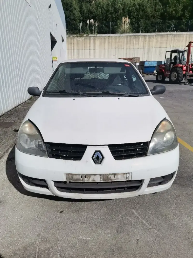 Renault Clio II 1.5 dCi (K9K-740), 2007, para peças. SVP AUTO