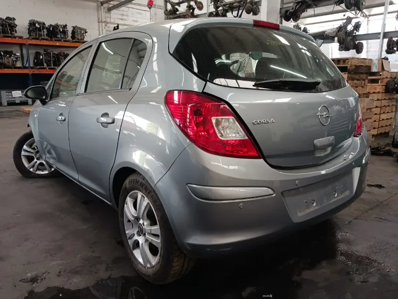 Opel Corsa D 1.2i (A12XER), 2010, para peças. SVP AUTO
