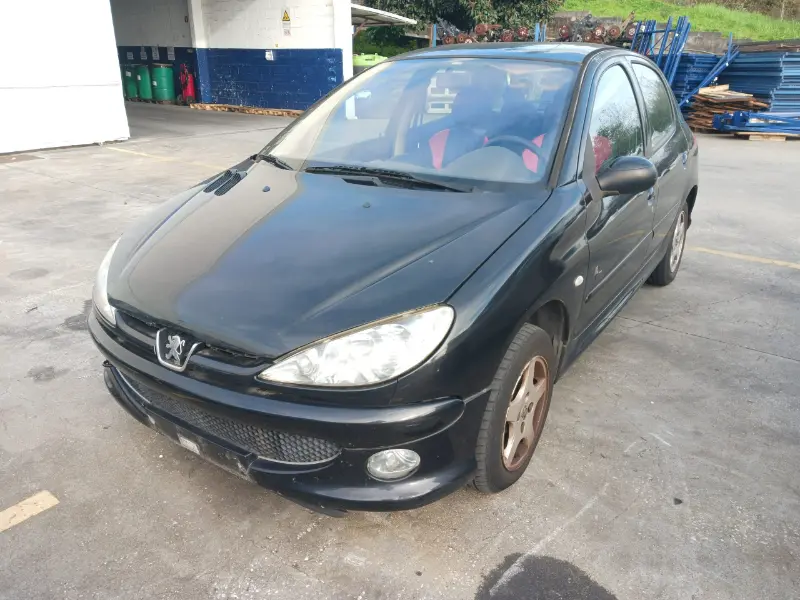 Peugeot 206 1.1i (HFX), 2005 - PARA PEÇAS. SVP AUTO