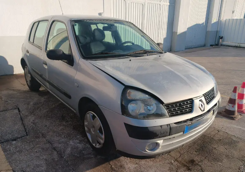 Renault Clio II 1.5 dCi (K9K-704), 2003- PARA PEÇAS. SVP AUTO