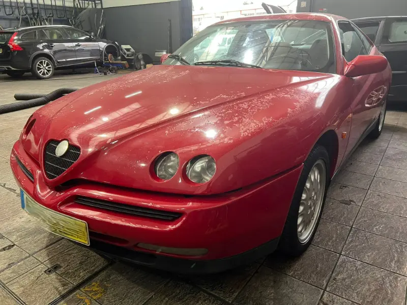 Alfa Romeo GTV 2.0 TwinSpark, 1995 - USADO. SVP AUTO