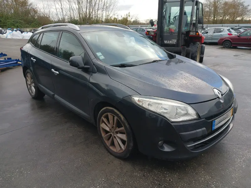 Renault Megane III ST 1.5 dCi (K9K-836), 2011 - PARA PEÇAS. SVP AUTO