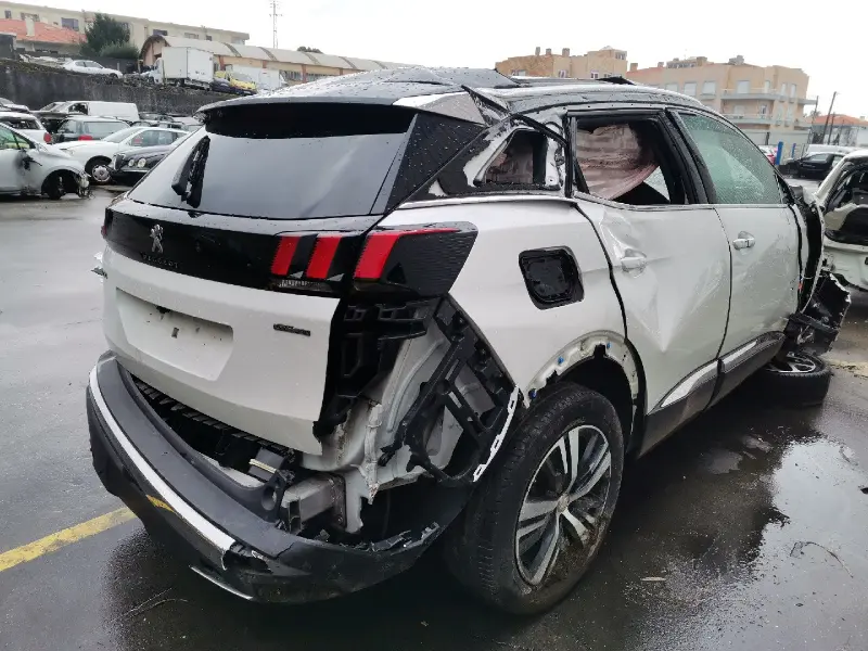 Peugeot 3008 II 1.5 BlueHDi 130 (YHZ), 2020 - PARA PEÇAS. SVP AUTO