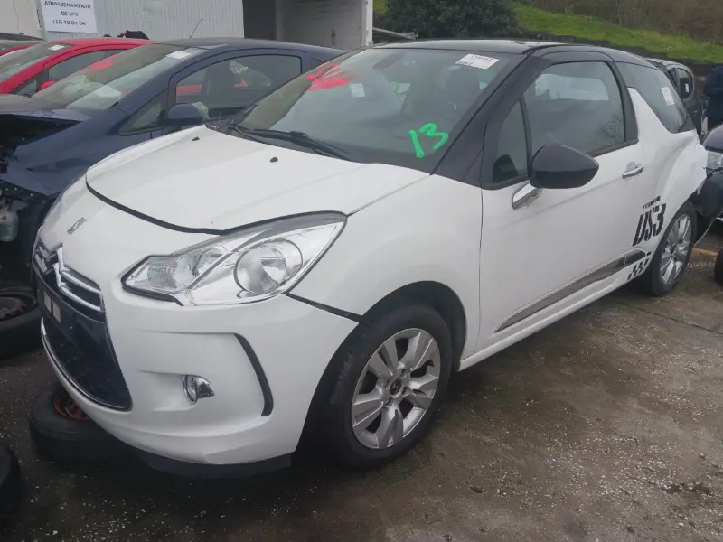 Citroën DS3 1.2 VTi (HMZ) 2015 - PARA PEÇAS SVP AUTO