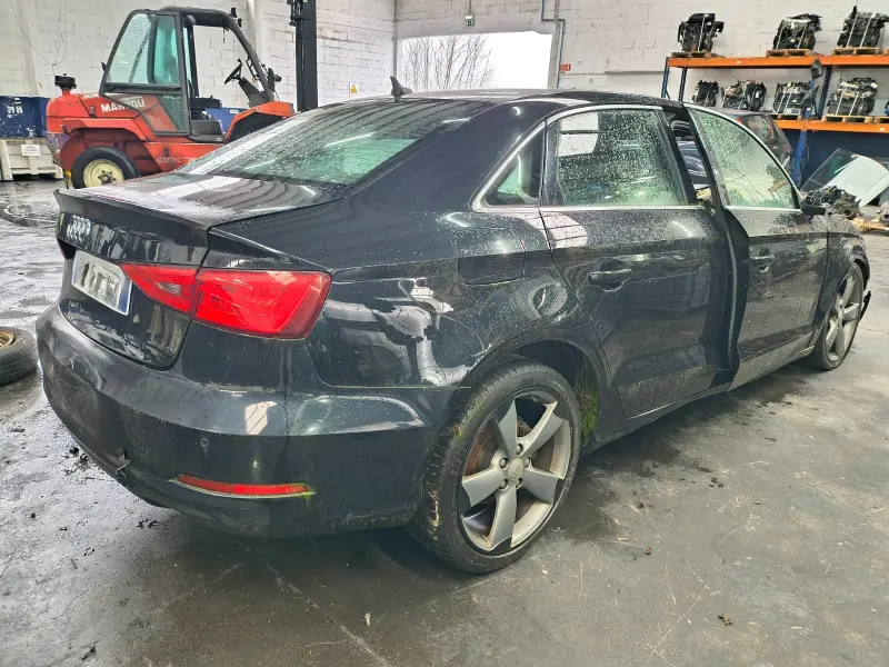 Audi A3 Limousine 2.0 TDi (CRLB), 2015 - PARA PEÇAS. SVP AUTO